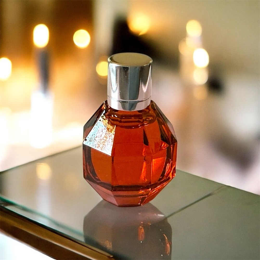 NIB-FlowerBomb Tiger Lily by Viktor&Rolf E.D.P 7ML/.24FL OZ MINI (FREE FRESHIE) - Picture 3 of 5
